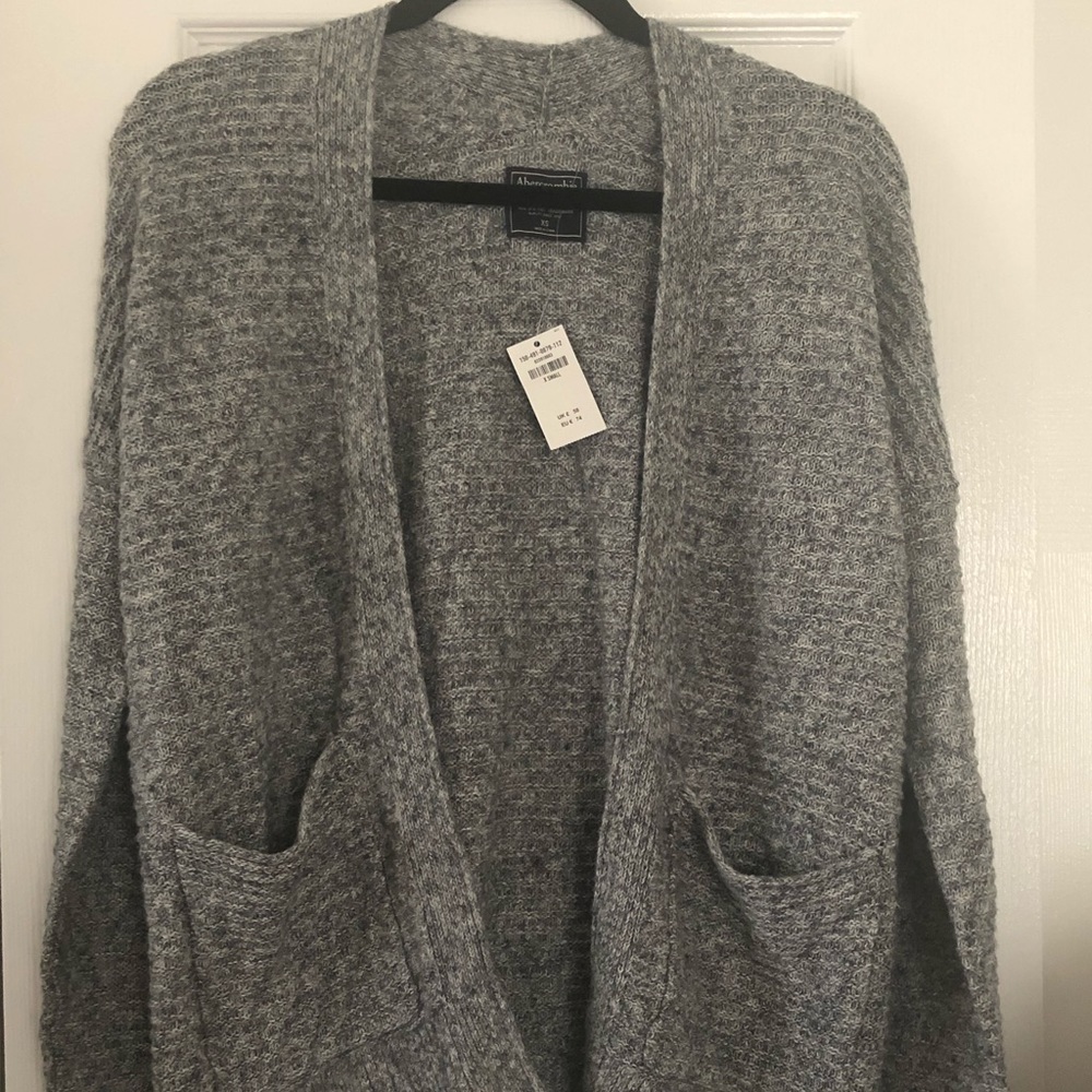 Abercrombie & Fitch Sweater